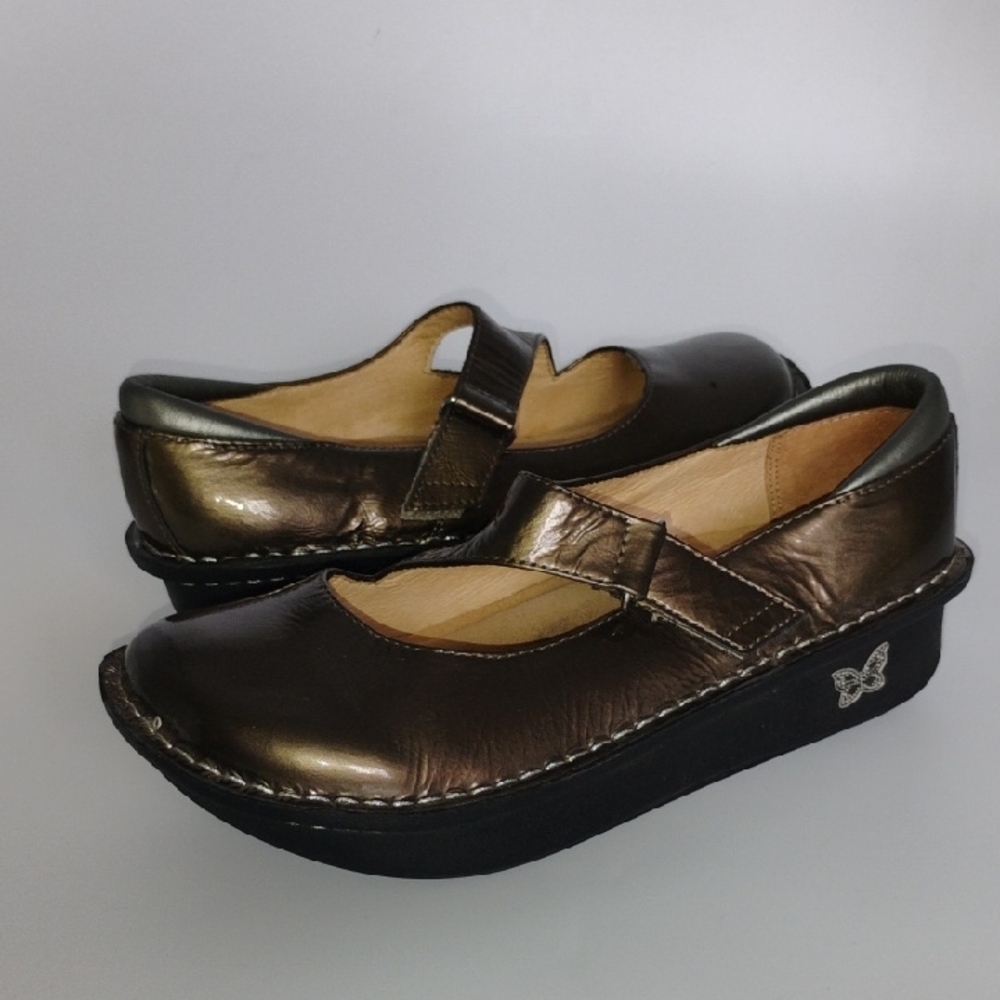 Alegria By PG Lite Metallic Mary Jane Shoes Moccasin Stitching  Slip-On 37 - Picture 3 of 11